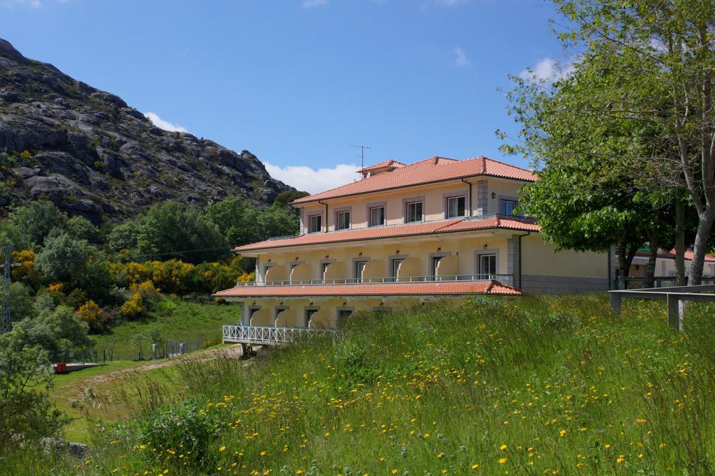Hotel Miracastro Castro Laboreiro Exterior foto